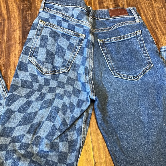 HALF-CHECKER HOLLISTER STRAIGHT LEG JEANS - Picture 3 of 3